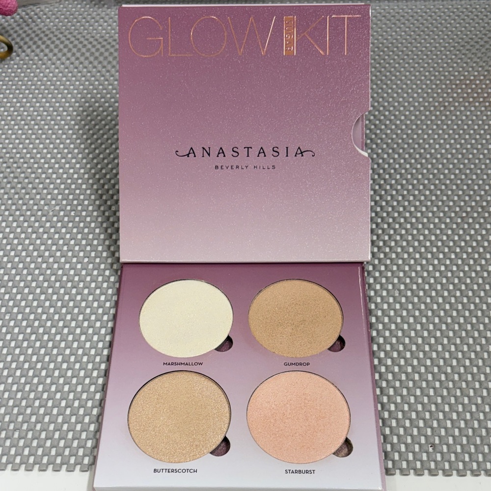 Anastasia Beverly Hills Sugar Glow Kit